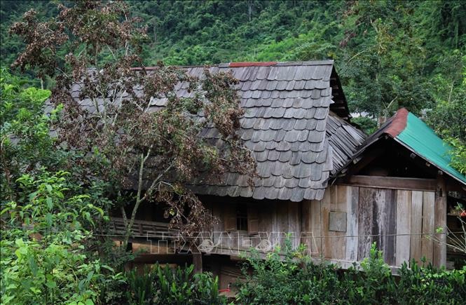 Doi thay vung dat kho noi thuong nguon Nam Kho-Hinh-2