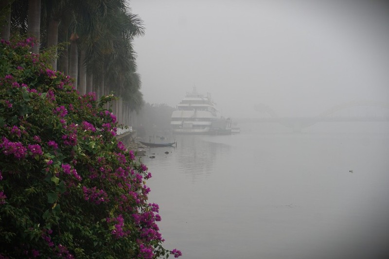 Da Nang huyen ao trong suong mu day dac hiem thay-Hinh-7