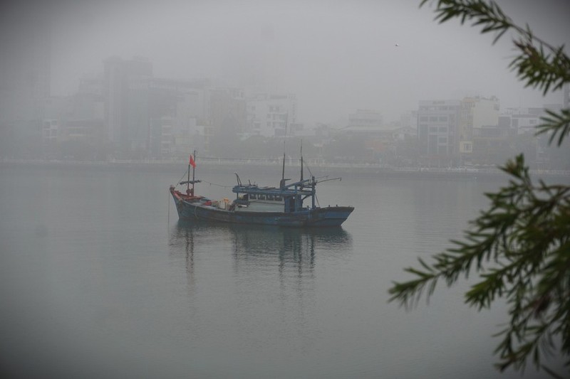 Da Nang huyen ao trong suong mu day dac hiem thay-Hinh-9