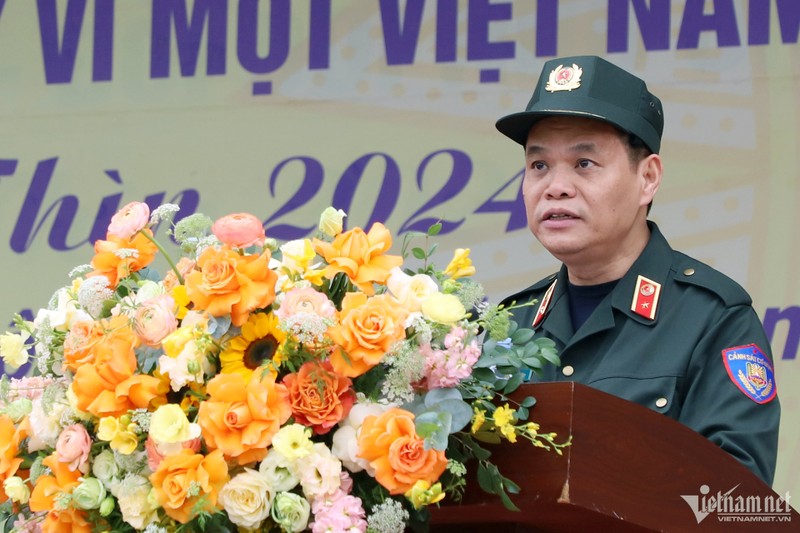 Hon 16.000 tan binh Cong an nhan dan buoc vao khoa huan luyen-Hinh-3