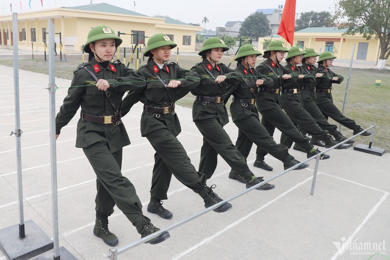 Hon 16.000 tan binh Cong an nhan dan buoc vao khoa huan luyen-Hinh-5