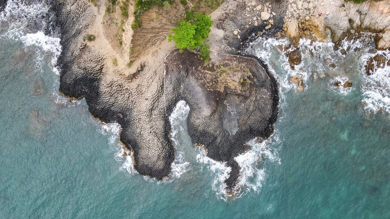 Me man ve dep cua ngan khoi da o Ganh Da Dia, Phu Yen-Hinh-3