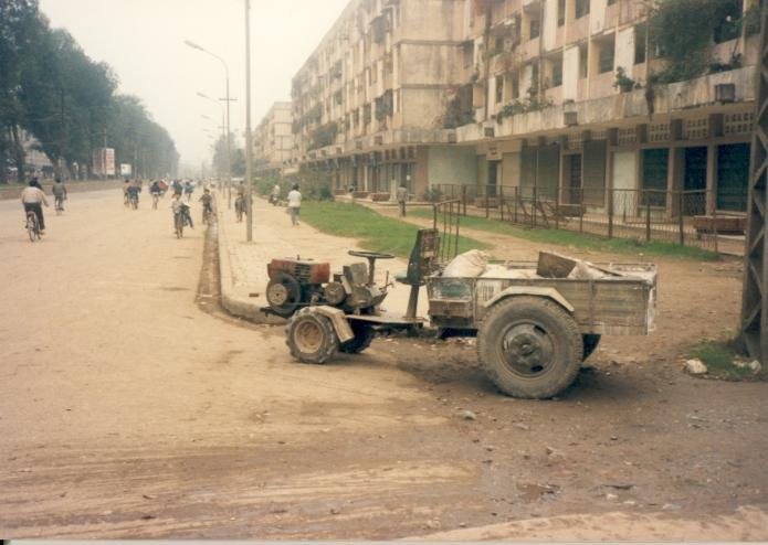 Loat anh cuc hiem ve Ha Noi nam 1991 cua Lewis M. Stern-Hinh-7