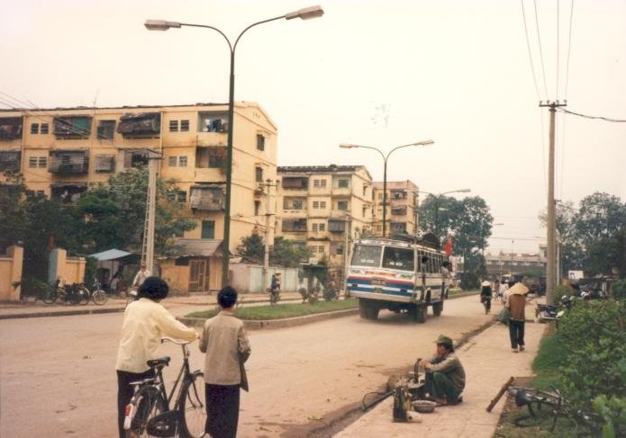 Loat anh cuc hiem ve Ha Noi nam 1991 cua Lewis M. Stern-Hinh-9