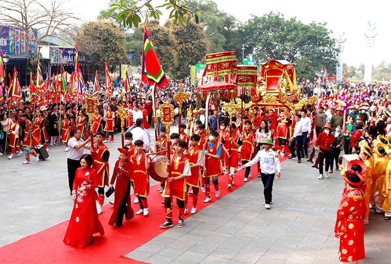 Truyen thuyet ky bi phia sau le hoi lon nhat tinh Vinh Phuc