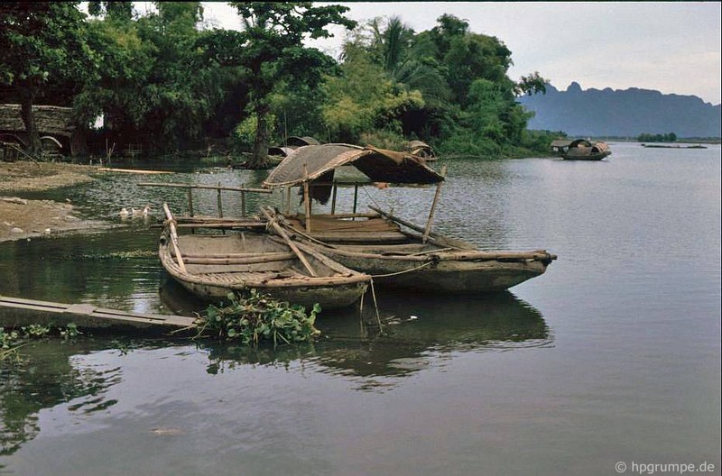Lang nguoi truoc ve dep hoang so cua Ninh Binh nam 1991-Hinh-3