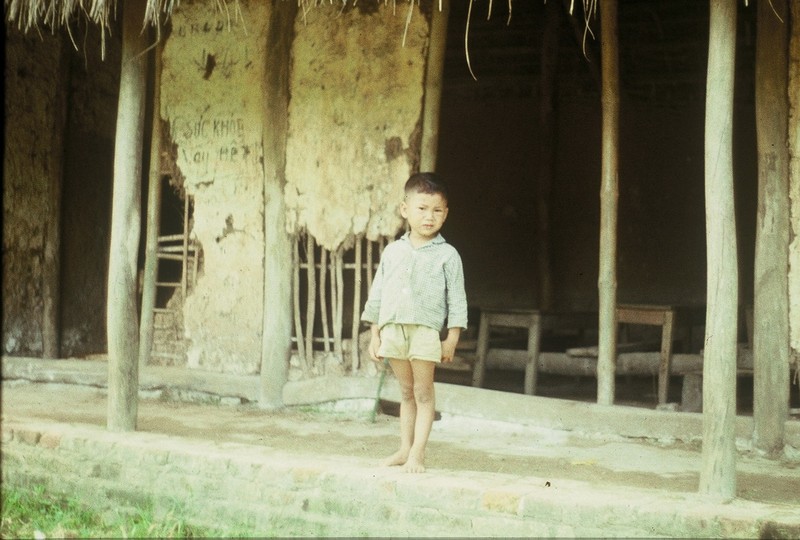 Anh day hoai niem ve nong thon mien Bac nam 1973-1974-Hinh-5