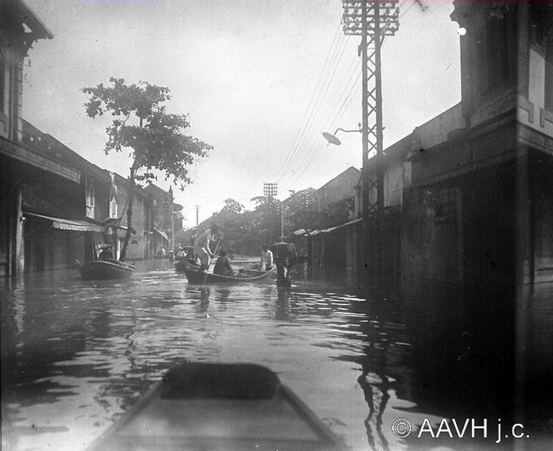 Anh tu lieu hiem ve tran lut lich su o mien Bac nam 1926-Hinh-2