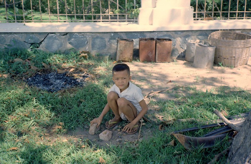 Tre em Vung Tau nam 1967-1968 qua ong kinh nguoi My-Hinh-7