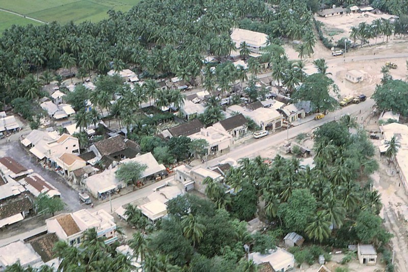 Phong canh Phu Yen nam 1970-1971 qua ong kinh nguoi My-Hinh-7