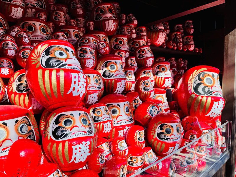 Bi an noi luu giu hang nghin bup be cau may Daruma-Hinh-6