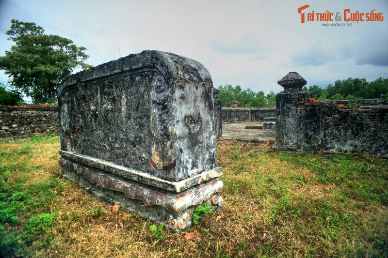 Huyet mo chua Nguyen Phuc Khoat vua bi dao trom co gi dac biet?-Hinh-6