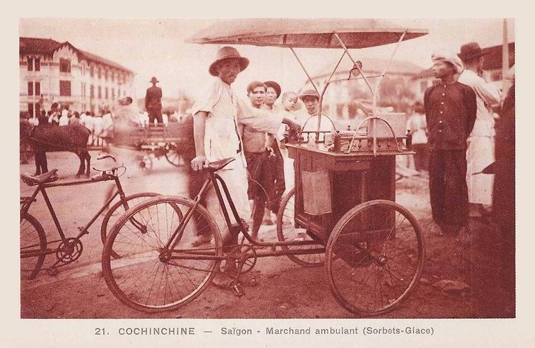 Hinh cuc doc ve cac ganh hang rong tren duong pho Sai Gon xua-Hinh-12