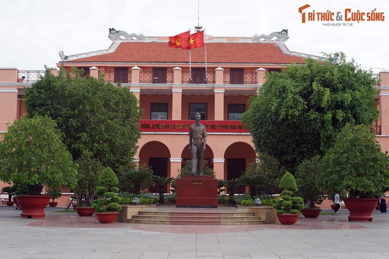 Những địa điểm ghé thăm đầy ý nghĩa ở TP HCM dịp 30/4 - Hình 10 Nhung dia diem ghe tham day y nghia o TP HCM dip 30/4-Hinh-10