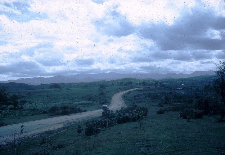 Khung canh tuyet sac tren deo Mang Yang 60 nam truoc-Hinh-11