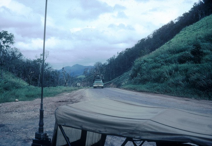 Khung canh tuyet sac tren deo Mang Yang 60 nam truoc-Hinh-9