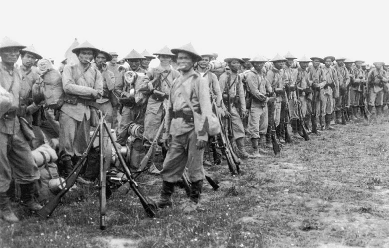 Hinh doc ve binh si Viet Nam tren chien truong chau Au nam 1916