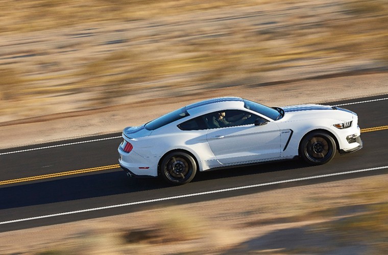 Ford Shelby GT350 se trinh dien “co bap” tai Detroit Auto Show-Hinh-5