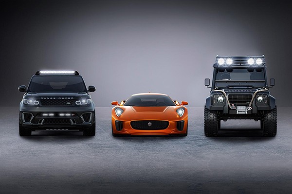 Jaguar C-X75 va Range Rover Sport cung xuat hien trong phim 007