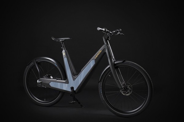 Leaos Solar e-bike, xe dap dien chay bang nang luong mat troi
