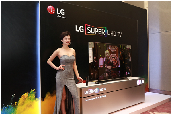 LG ra mat TV 5K khong lo gia 2 ti dong-Hinh-5