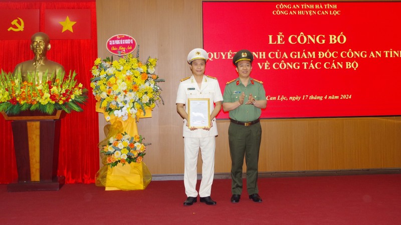 View - 	Thượng tá Võ Châu Tuấn làm Trưởng Công an huyện Can Lộc