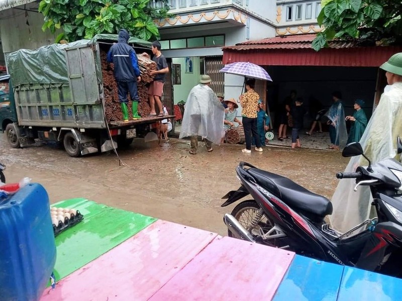 Lu len nhanh, hang ngan nguoi dan o Yen Bai phai so tan-Hinh-4