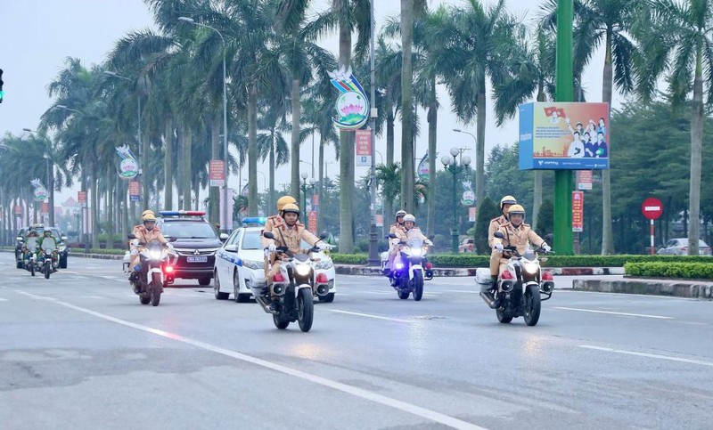 Cong an Ha Tinh ra quan tran ap toi pham Tet At Ty-Hinh-2