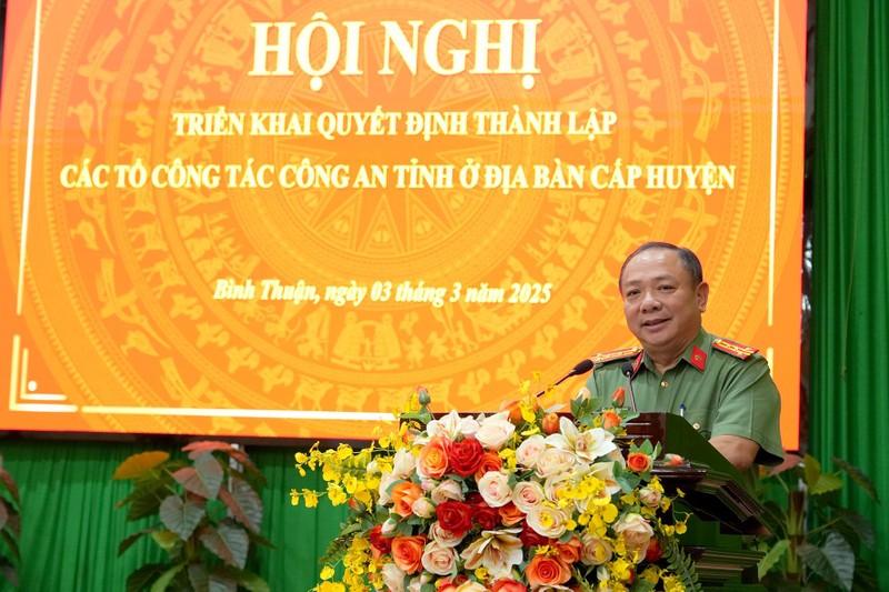 Cong an tinh Binh Thuan thanh lap 9 to cong tac dia ban