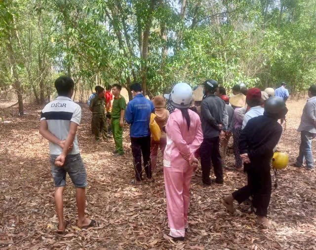 Phat hien nguoi dan ong tu vong trong rung tram o Binh Thuan