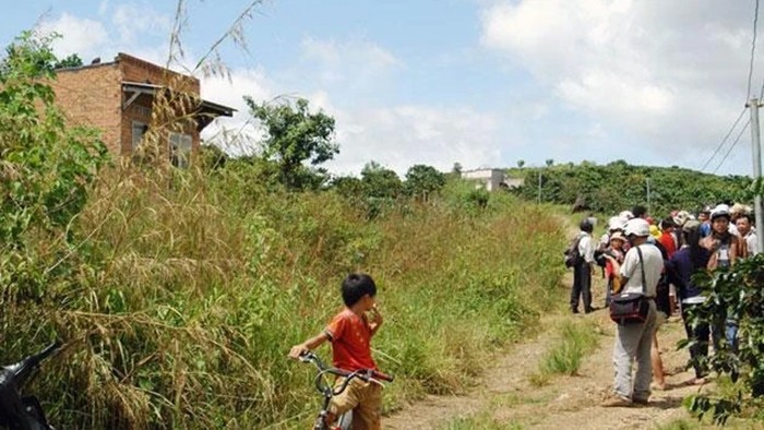 Điều tra vụ 2 cha con tử vong bất thường ở Lâm Đồng Dieu tra vu 2 cha con tu vong bat thuong o Lam Dong