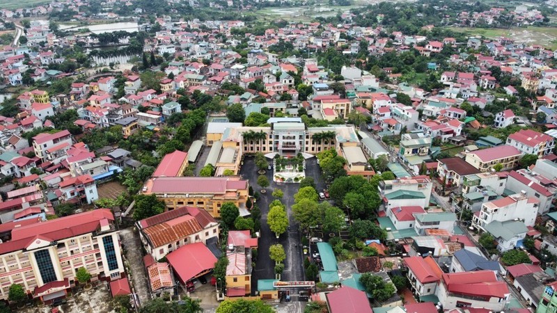 Ba Vì đưa 36 lô đất lên sàn, khởi điểm thấp bất ngờ Ba Vi dua 36 lo dat len san, khoi diem thap bat ngo