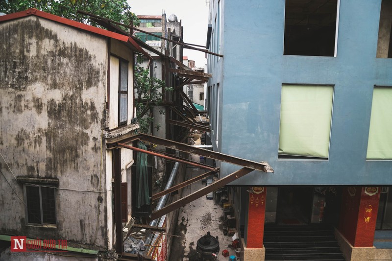 Ha Noi: Phat hai hang loat ngoi nha “chong nang”, xieu veo-Hinh-5