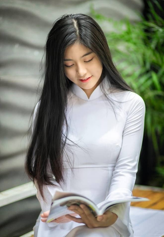 Cac kieu toc de dien voi ao dai, duoc long hoi con gai Viet moi ngay den truong