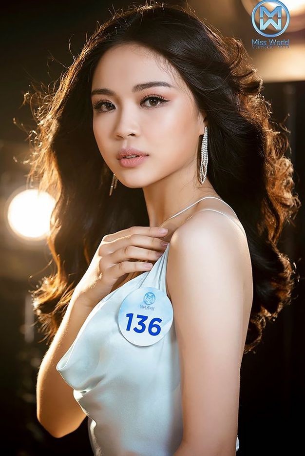 Nu sinh bao chi tung lot chung ket Hoa hau The gioi Viet Nam 2019-Hinh-5