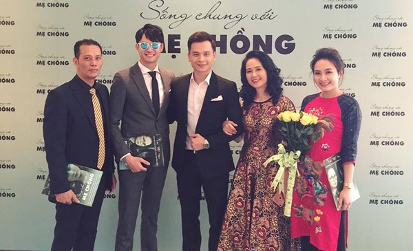 Neu yeu cau ngung phat “Song chung voi me chong”, toi ton trong!-Hinh-2