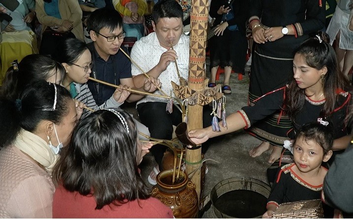 Khach du lich den Dak Lak tang dang ke trong dip Tet Nguyen dan