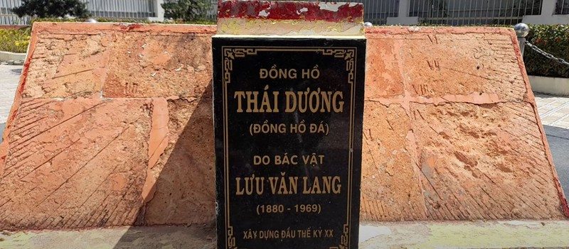 Dong ho da xem gio bang anh nang mat troi o Viet Nam-Hinh-6