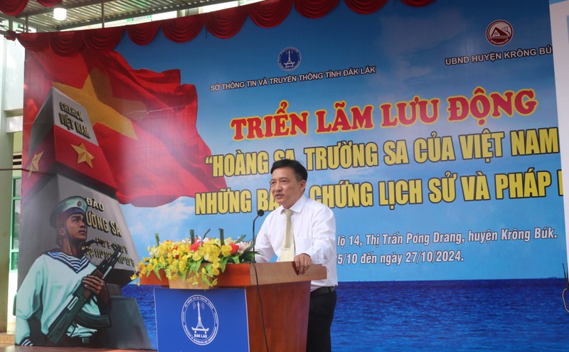 Dak Lak: Trien lam luu dong Hoang Sa, Truong Sa cua Viet Nam-Hinh-3