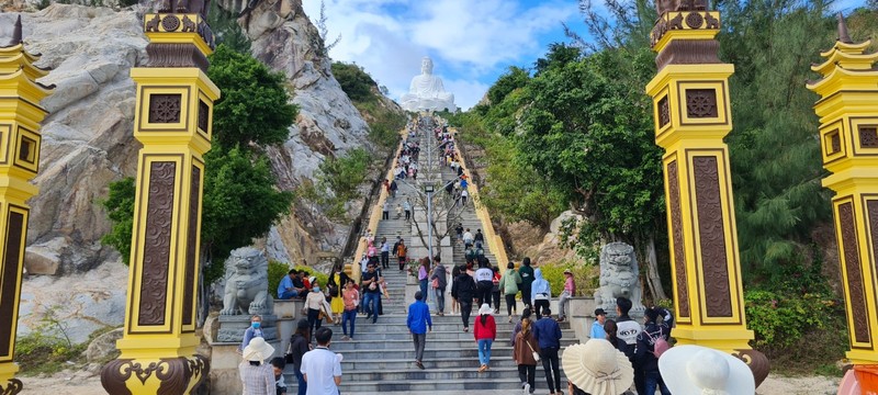 Den Binh Dinh chiem nguong tuong Phat ngoi lon nhat Dong Nam A-Hinh-2