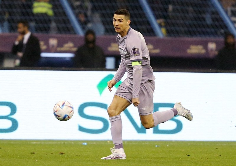 Nguoi hao huc doi dau voi Ronaldo tai giai Saudi Pro League-Hinh-2