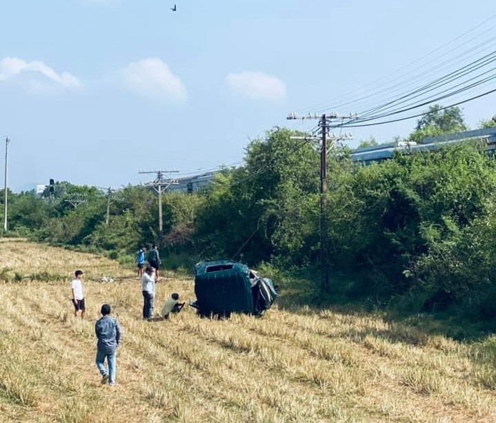 Hien truong vu tai nan khien duong sat qua Khanh Hoa te liet nhieu gio-Hinh-3