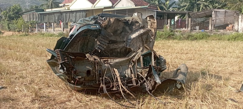 Hien truong vu tai nan khien duong sat qua Khanh Hoa te liet nhieu gio-Hinh-5