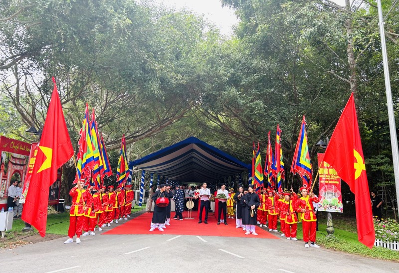 Trang trong to chuc Le Gio To Hung Vuong tai nhieu dia phuong-Hinh-9