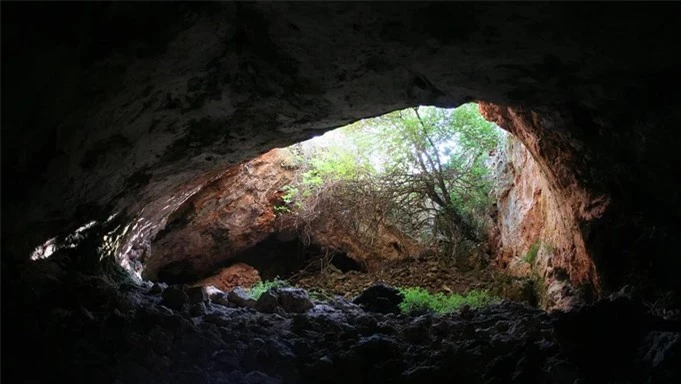 Kho bau ron nguoi trong hang dong o Tay Ban Nha-Hinh-2