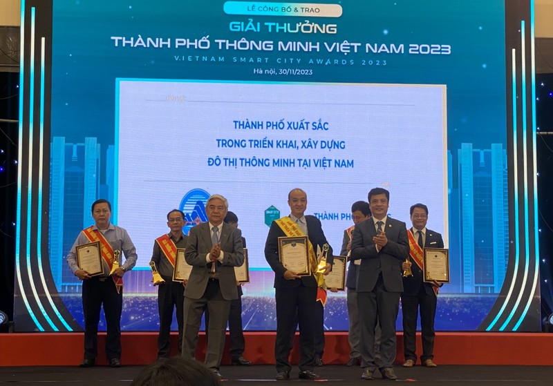 Ha Noi va Da Nang duoc vinh danh TP hap dan khoi nghiep, doi moi sang tao