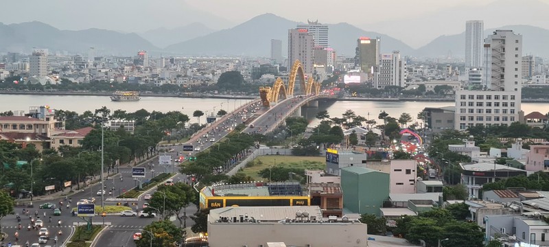 Nam Rong ke chuyen cau Rong o Da Nang-Hinh-8