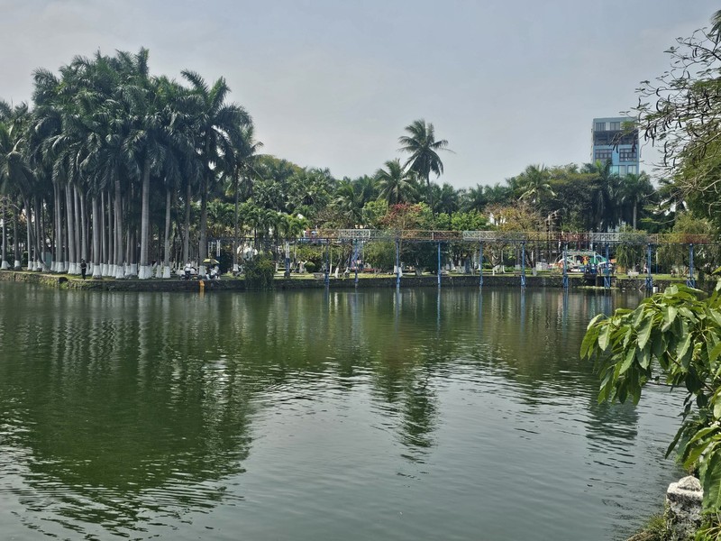 Nao vet ho lon nhat Da Nang, bun chua biet do di dau-Hinh-13