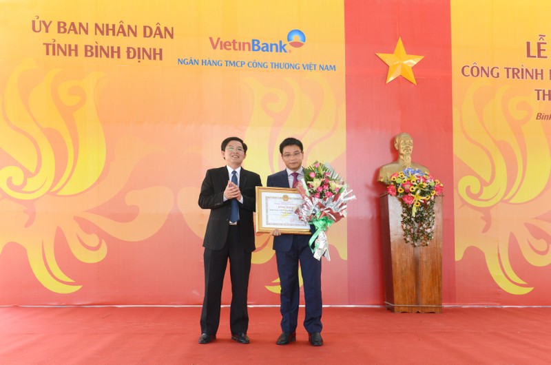 VietinBank tai tro 15 ty dong nang cap nghia trang liet sy-Hinh-3