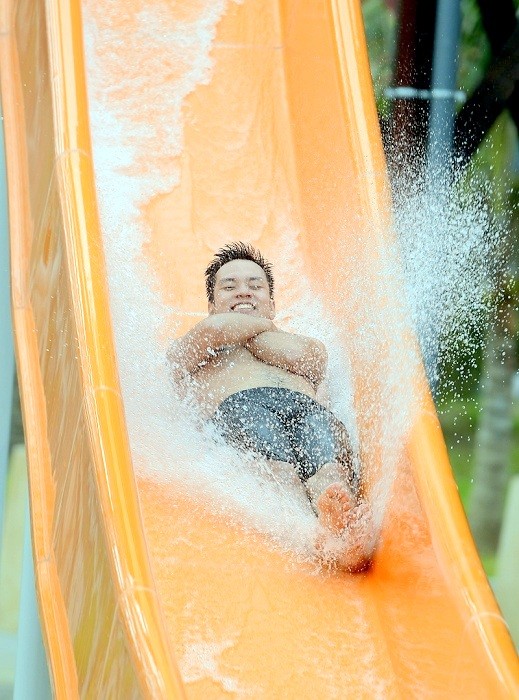 Khai truong Typhoon Water Park: Cong vien nuoc hien dai nhat DNA-Hinh-6